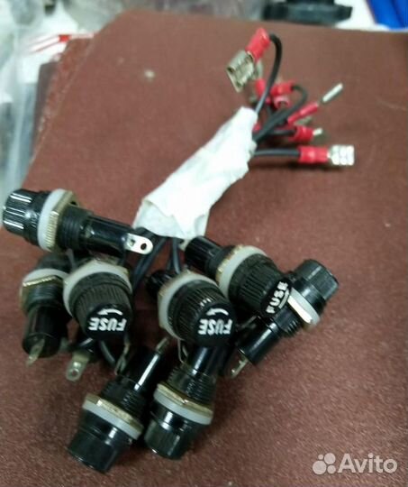 Предохранители в корпусе