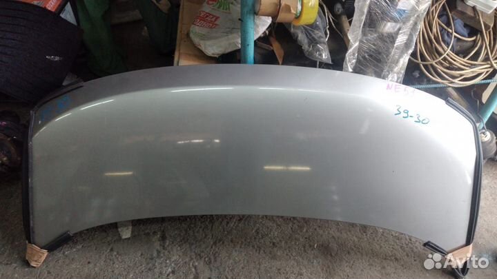 Капот Nissan elgrand 51