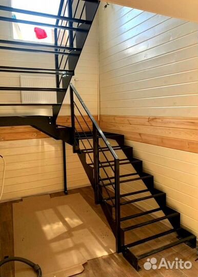 Изготовление лестниц под ключ