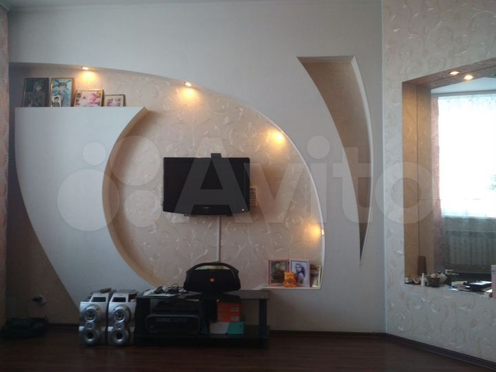 3-к. квартира, 82,8 м², 2/4 эт.