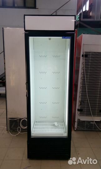 Холодильный шкаф
