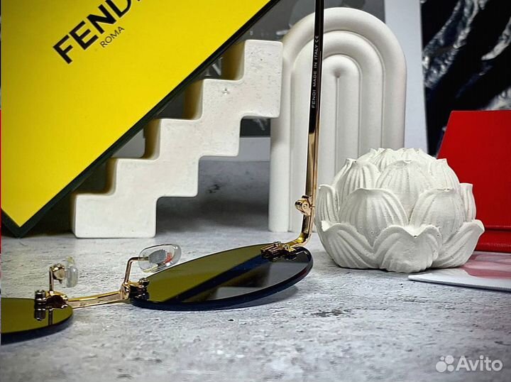 Очки Fendi женские