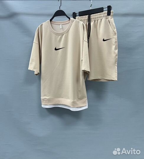 Костюм спортивный Nike