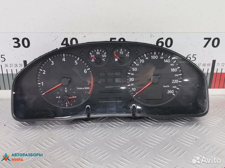 Щиток приборов (приборная панель) Audi A4 B5 1998