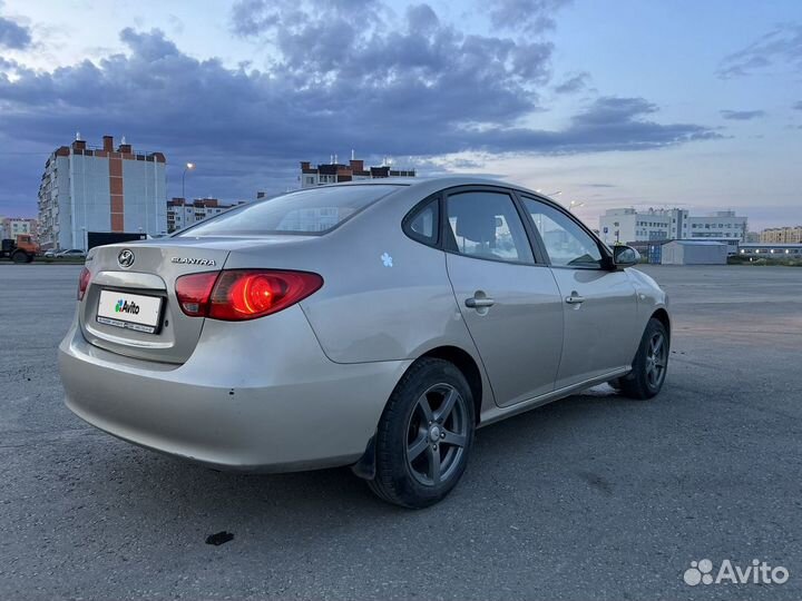 Hyundai Elantra 1.6 AT, 2009, 248 800 км