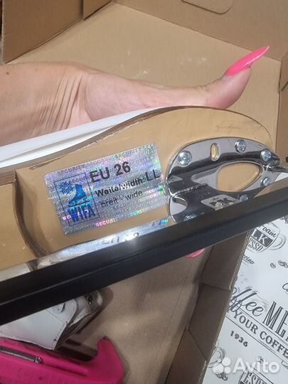 Коньки фигурные wifa prima Ll 26