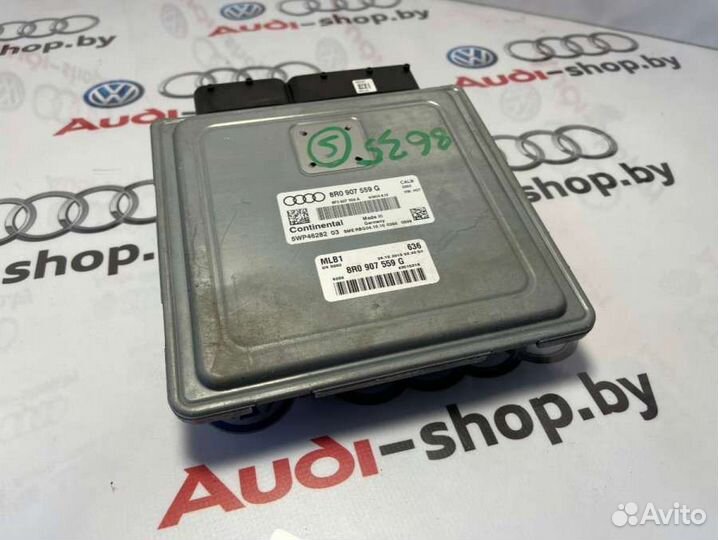 Блок управления двигателем Audi Q5 1 2011 8R090755