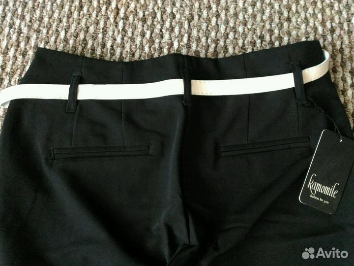 Брюки черные с ремешком