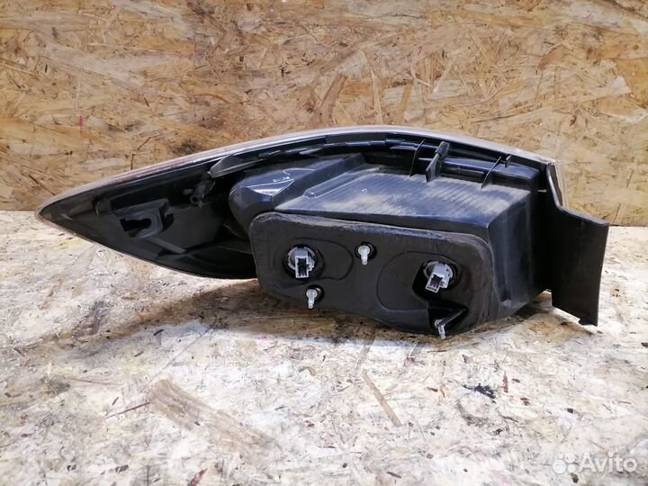 Фонарь правый Mazda 3 BL sedan