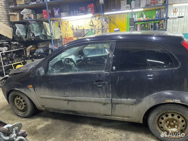 Разбор Ford fiesta 5
