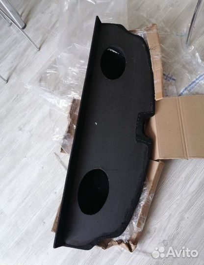 Полка акустическая для Лада Гранта