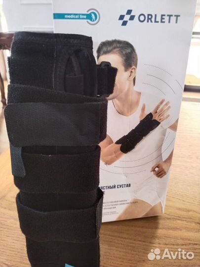 Ортез на лучезапястный сустав правый