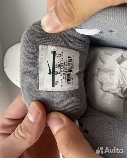 Кроссовки Nike Air Monarch V