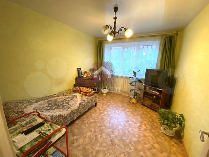 4-к. квартира, 64 м², 1/5 эт.