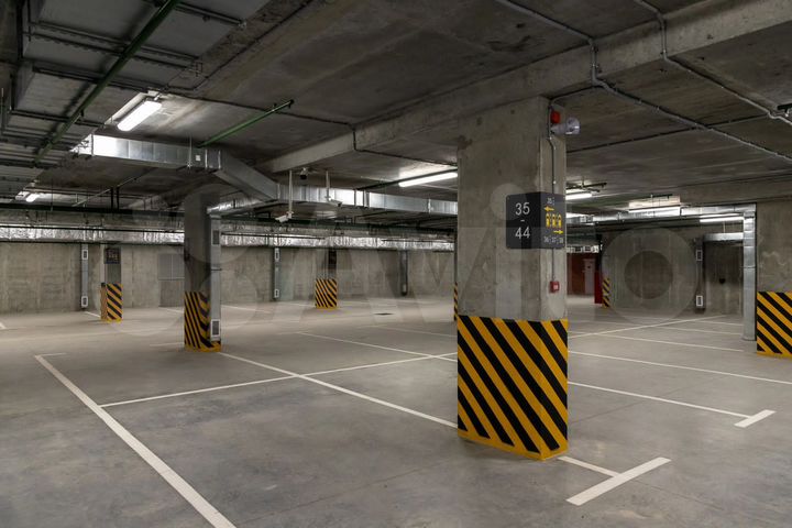 Машиноместо, 13 м²