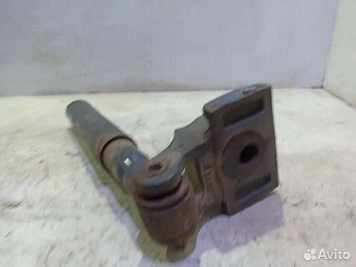 Амортизатор передний