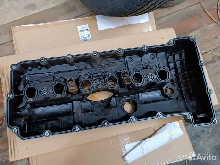 Клапанная крышка BMW N52 11127552281