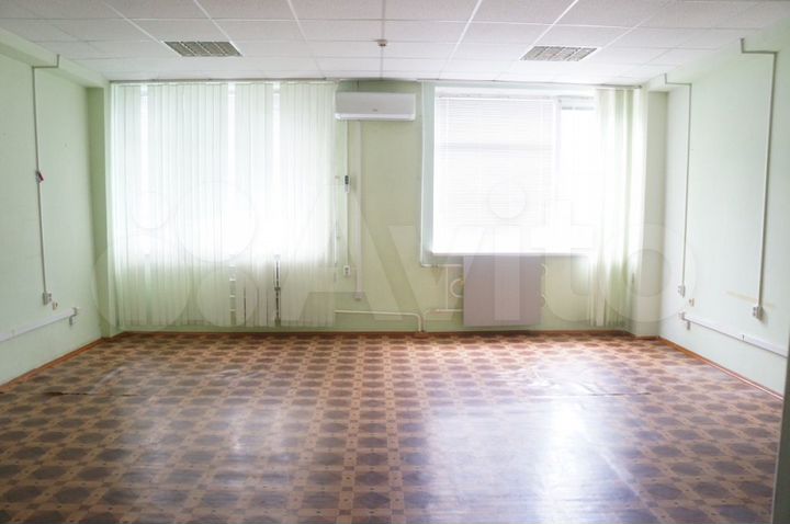 Офисные помещения, 300 м²