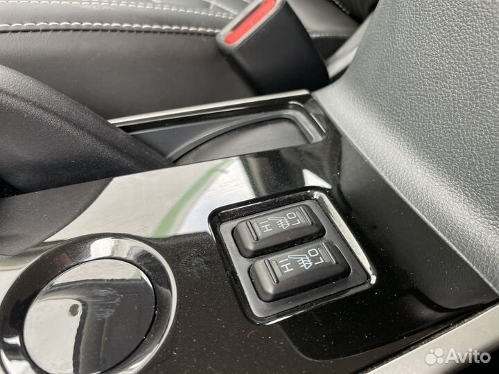 Mitsubishi Outlander 2.0 CVT, 2022, 27 км