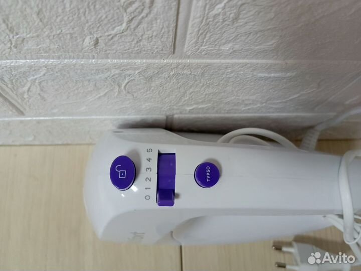 Миксер Kitfort KT-3071-1