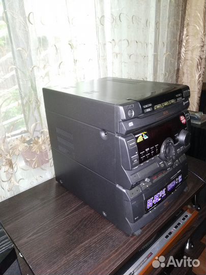 Музыкальный центр sony RX-70 голова