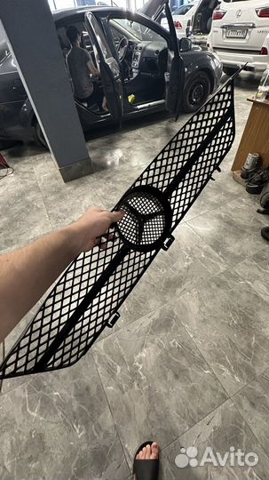 Решетка радиатора на cls W219