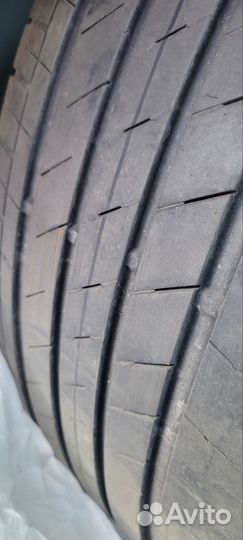Goodyear EfficientGrip Performance 235/45 R18