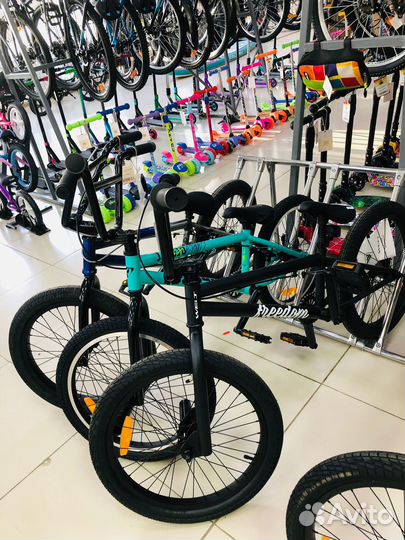 Трюковой велосипед BMX