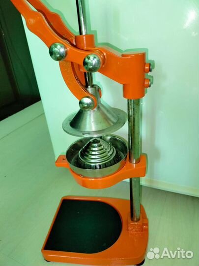 Соковыжималка для цитрусовых ручная