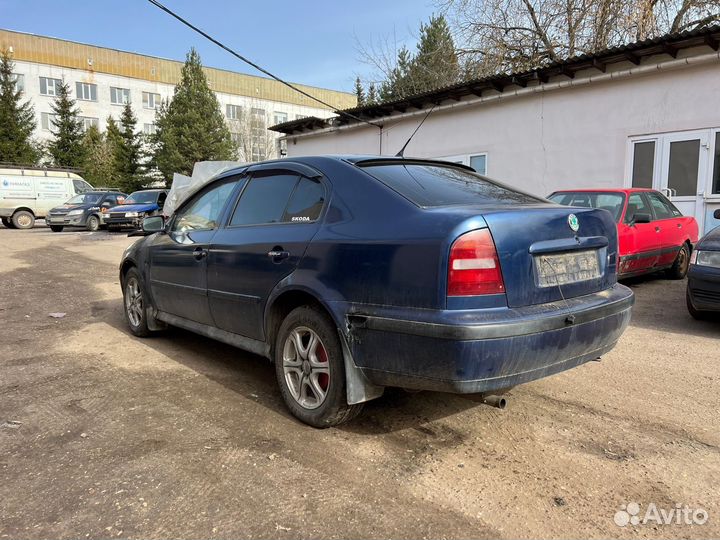 В разборе Skoda Octavia Tour a4