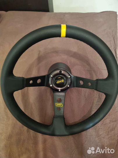 Спортивный руль OMP с переходником на ваз