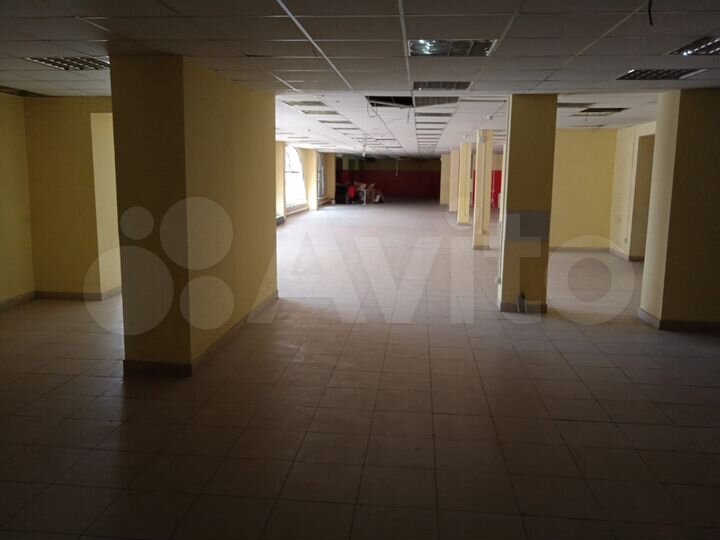Отличное помещение с витражами 100 м² на Перовской