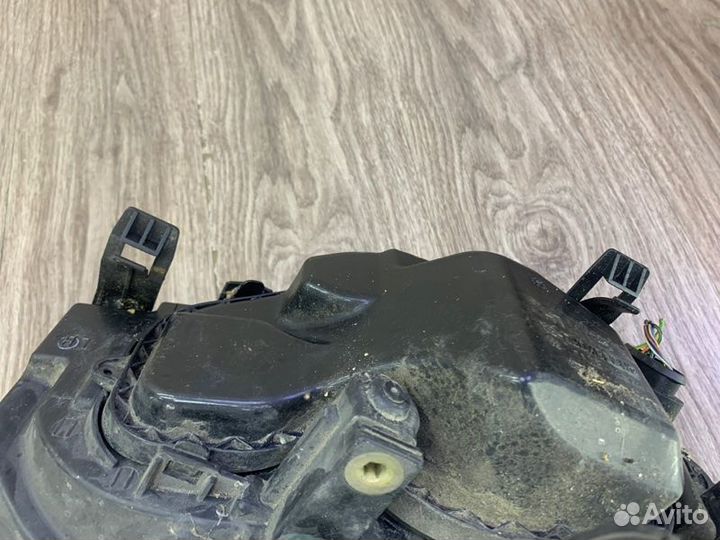 Фара передняя левая Ford Focus 2 хетчбэк 5-ти дв