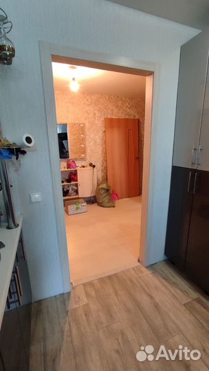 Межкомнатная дверь производим монтаж