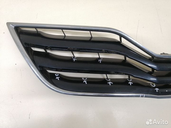 Решетка радиатора Toyota Camry V40 2006-2011