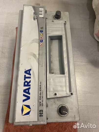 Аккумуляторная батарея Varta 100ач
