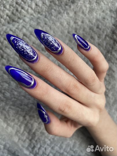 Модель на маникюр наращивание