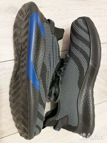 Кроссовки мужские 46