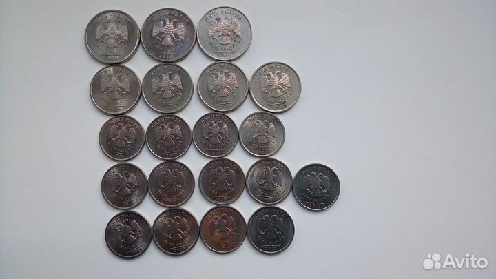 Набор из 20 монет 2010 г в штемпельном блеске