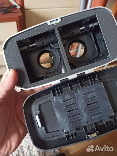 Виртуальные очки VR для смартфона