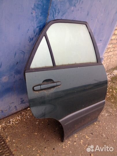 Дверь задняя правая для Lexus RX300 1998-2003
