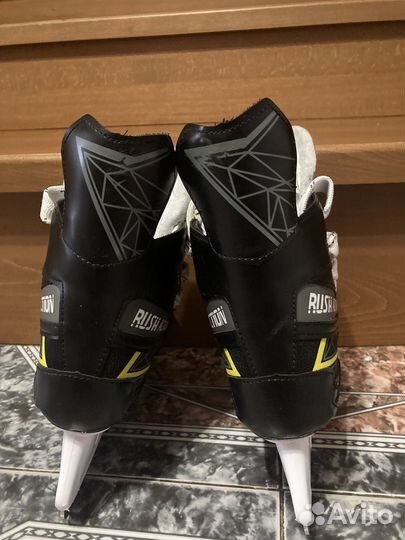 Коньки хоккейные 38 размер