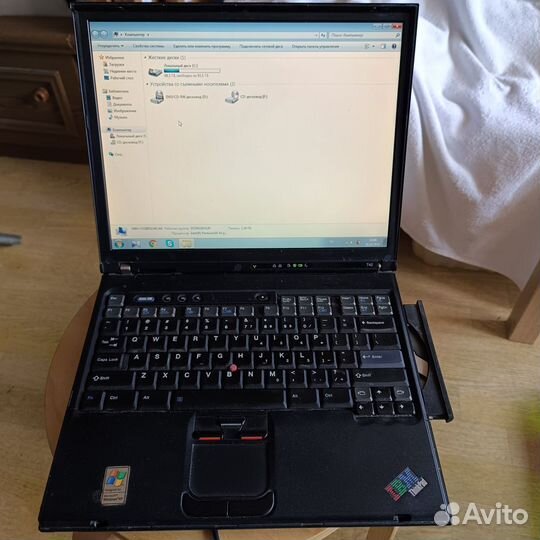 Ретро ноутбук IBM Thinkpad t42