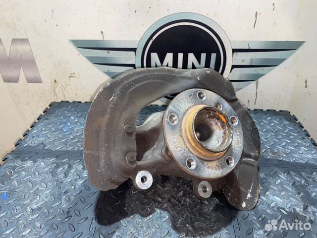 Кулак поворотный передний правый Bmw F30