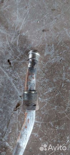 Трубки масляные Mercedes w126