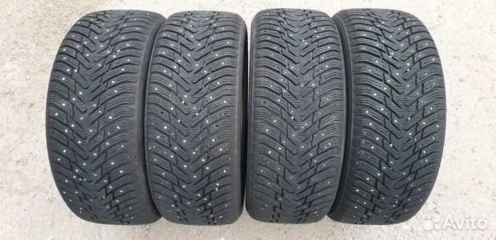 Nokian Tyres Hakkapeliitta 8 235/50 R18 101T