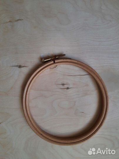 Пяльца деревянные для вышивания