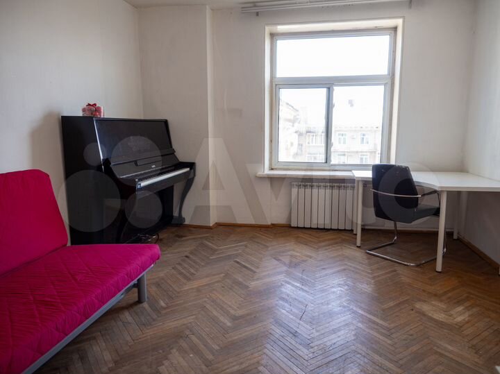 Комната 12 м² в 3-к., 8/8 эт.