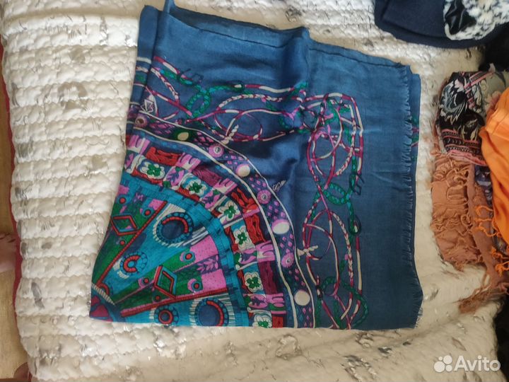 Шарфы и палантины