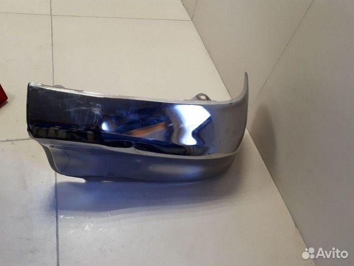 Накладка бампера Toyota Hilux